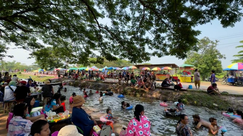 คลองน้ำชลประทาน บ้านโกทา-บ้านหนองหิน